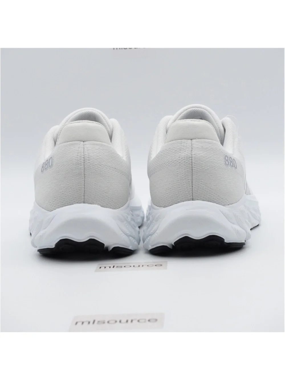 NEW New Balance Fresh Foam X 880 v14 Sneakers
